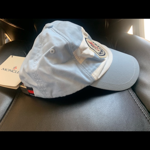 NWT Moncler Cap Baby Blue /White Onesize - Picture 5 of 11